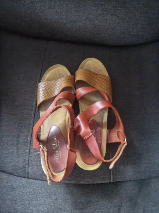 Sandalias Mia Loe Marrón/Rojo Plataforma 2cm Cuña