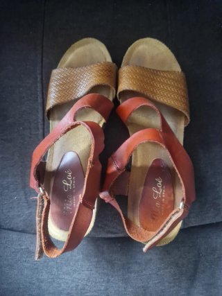 Sandalias Mia Loe Marrón/Rojo Plataforma 2cm Cuña
