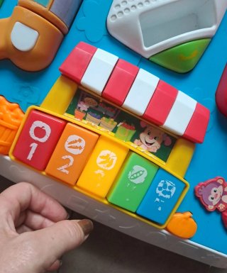 Mesa de actividades musical Fisher-Price