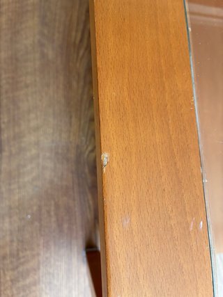 Mesa de centro de madera cerezo y cristal