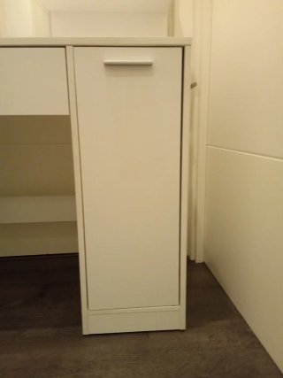 Tocador de maquillaje Conforama con espejo y almac