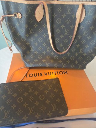 Bolso Neverfull MM Louis Vuitton Rose Beige