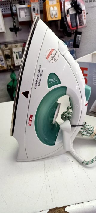 Plancha de ropa Bosch blanca
