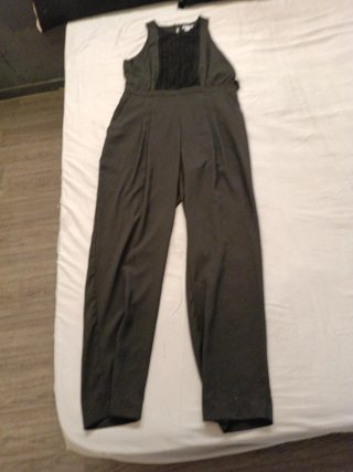 Mono gris mujer