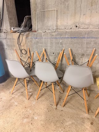 2 Sillas Eames Grises Patas Madera