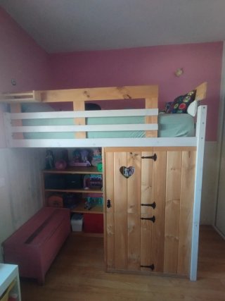 Cama alta casita madera pino hecha a mano