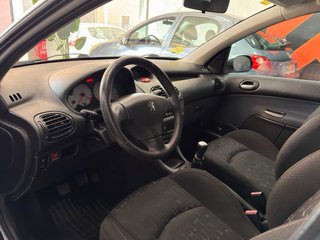 Peugeot 206 2003
