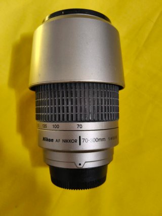 Cámara Nikon Reflex + 2 objetivos Nikkor