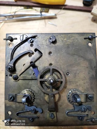 176096 Servizi di Revisione e Restauro Orologi