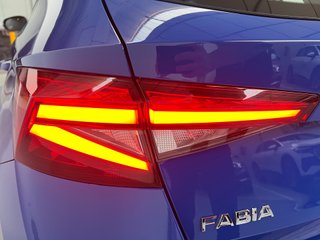 🚗 Skoda Fabia Ambition 1.0 TSI 95 CV | 2023 |
