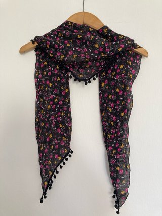 Lote 31 prendas: Ropa variada