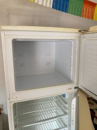 Nevera Beko con Congelador