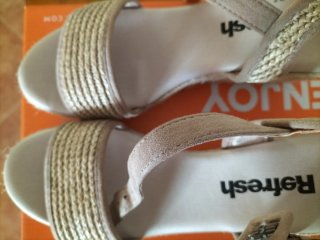 Cuñas Refresh Beige Talla 38