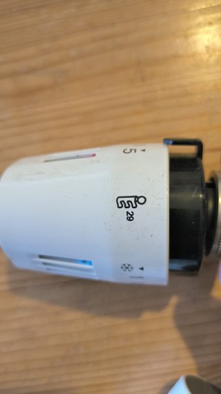 PACK 4 Cabezales termostáticos ORKLI para radiador