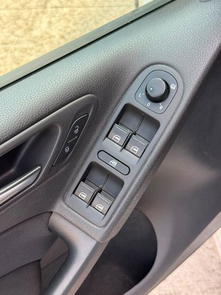Volkswagen Golf VI AUTOMÁTICO