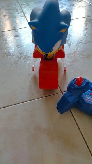 Control remoto Sonic juguete eléctrico