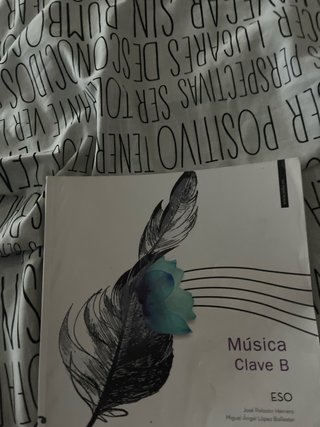 Música clave B, secundaria