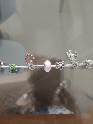 Pulsera Pandora Plata vende entera o separado.