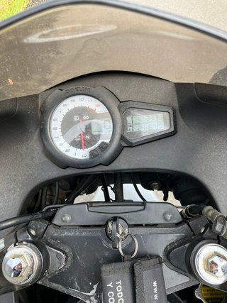 Daelim Roadwin 250R deportiva blanca