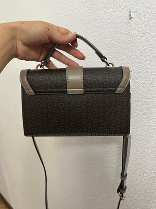 Bolso Guess Marrón y Beige