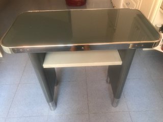 Mesa escritorio cristal y metal