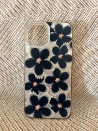 Funda iPhone 13 Flores Oscuras