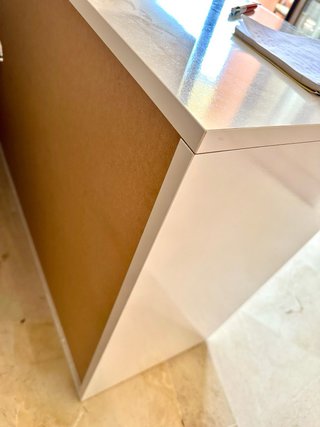 Mueble de salón blanco lacado de madera