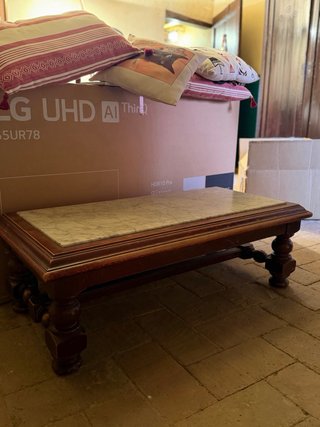 Mesa centro antigua mármol y madera