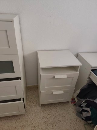 Mesita de noche grande Ikea blanca