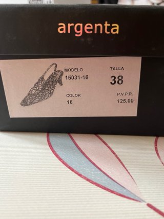 Zapatos de tacón Argenta grises y plateados