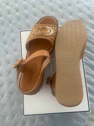 Sandalias Carmela Marrón Talla 39