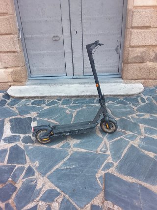 Segway Ninebot MAX G2E Patinete Eléctrico