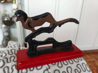 Abrenueces perro salchicha vintage