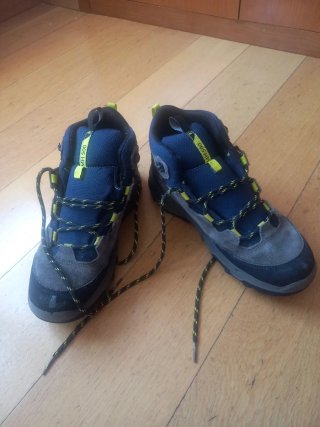 Botas de montaña Quechua MH 500