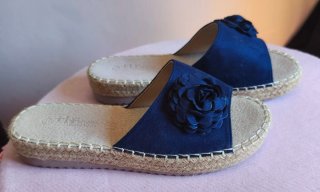 Alpargatas esparto azul con flor