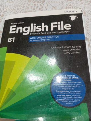 English File Intermediate