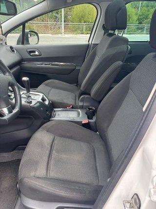 Peugeot 5008 2010