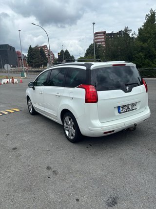 Peugeot 5008 2010
