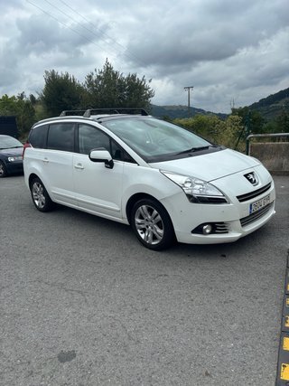 Peugeot 5008 2010