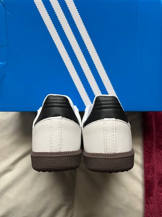 Adidas Samba Blancas y Negras Mujer