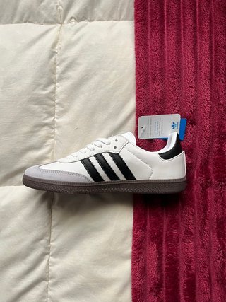 Adidas Samba Blancas y Negras Mujer