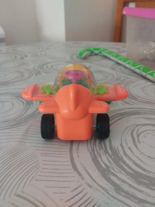 Avión de juguete con luces