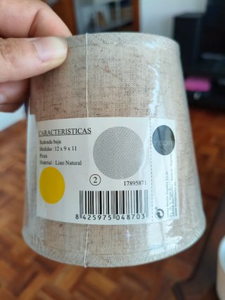 Pantallas de lino beige