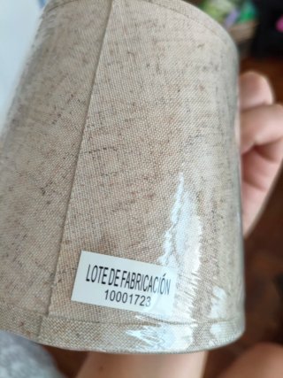 Pantallas de lino beige