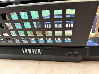 Teclado Yamaha Portatone PSR-73