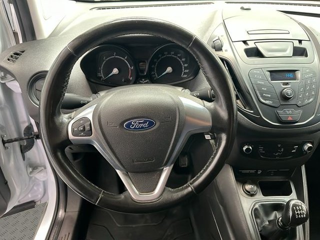 Ford Transit Courier Van 1.5 TDCi 71kW Trend
