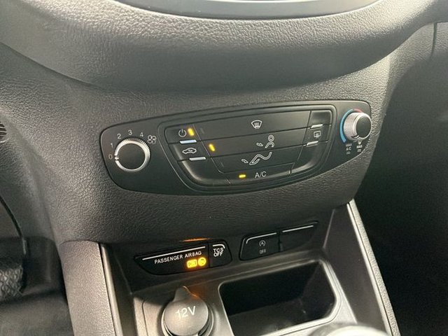 Ford Transit Courier Van 1.5 TDCi 71kW Trend