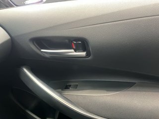 Toyota Corolla 1.8 125H ACTIVE TECH E-CVT