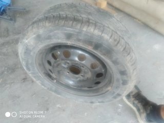 Rueda 4 tornillos 205/60/R15