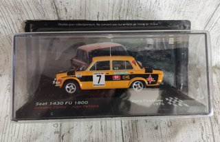 Coche a escala Seat 1430 FU 1800